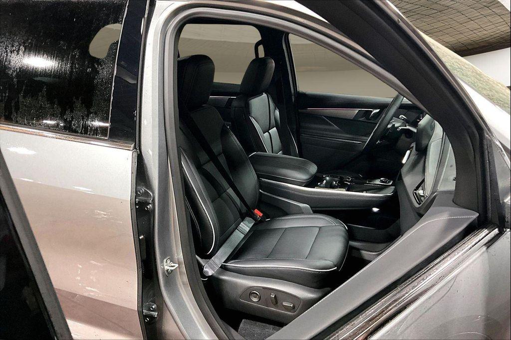 new 2026 Buick Enclave car, priced at $45,760