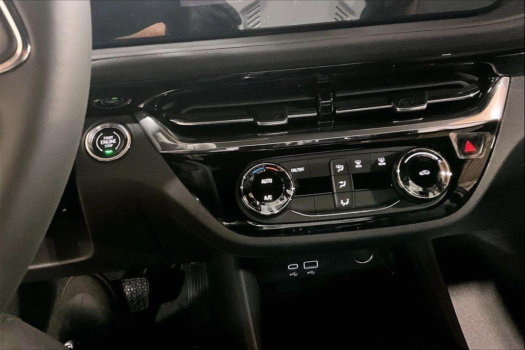 new 2026 Buick Envista car, priced at $27,066