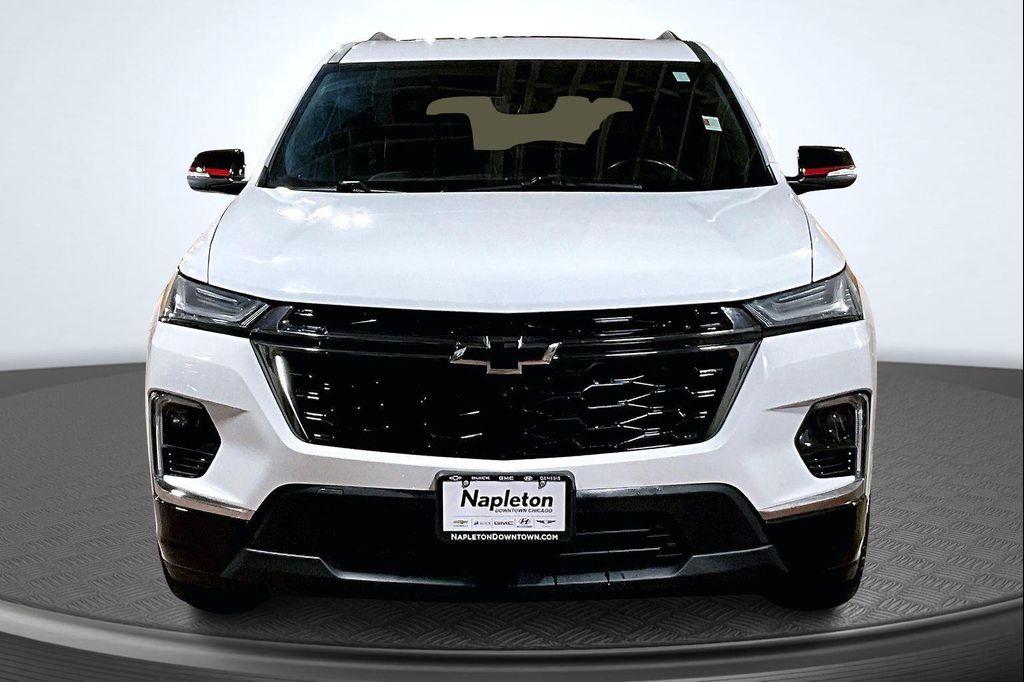 used 2022 Chevrolet Traverse car, priced at $31,892