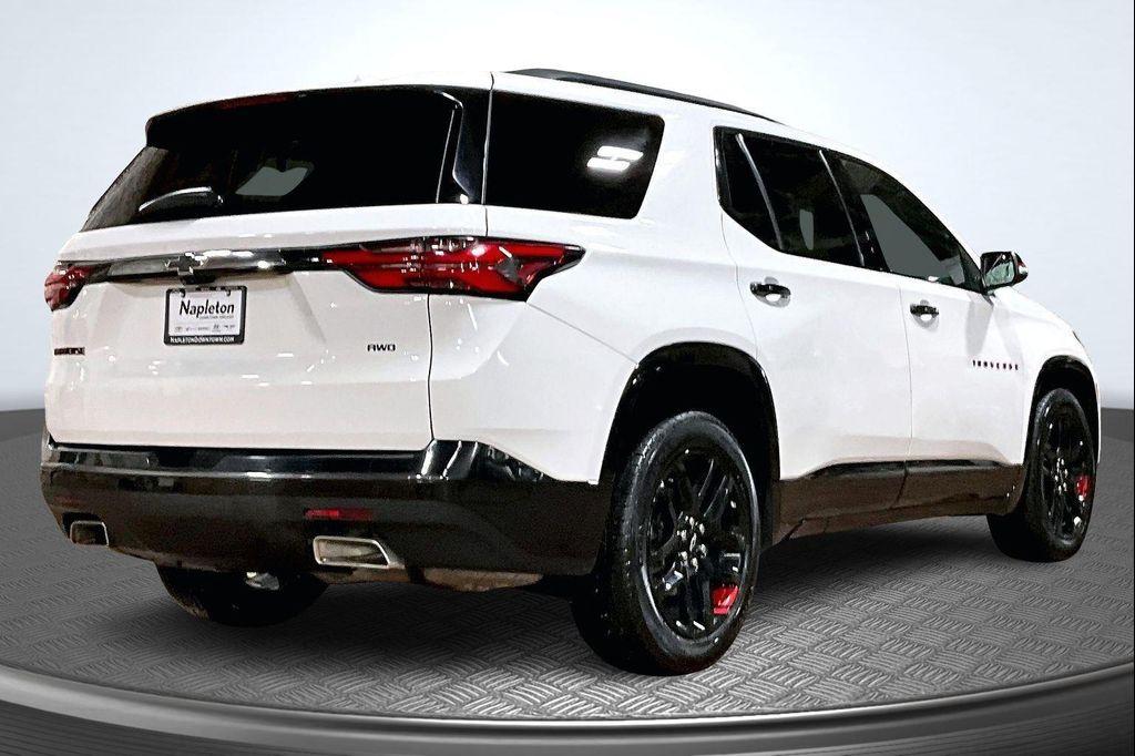 used 2022 Chevrolet Traverse car, priced at $31,892