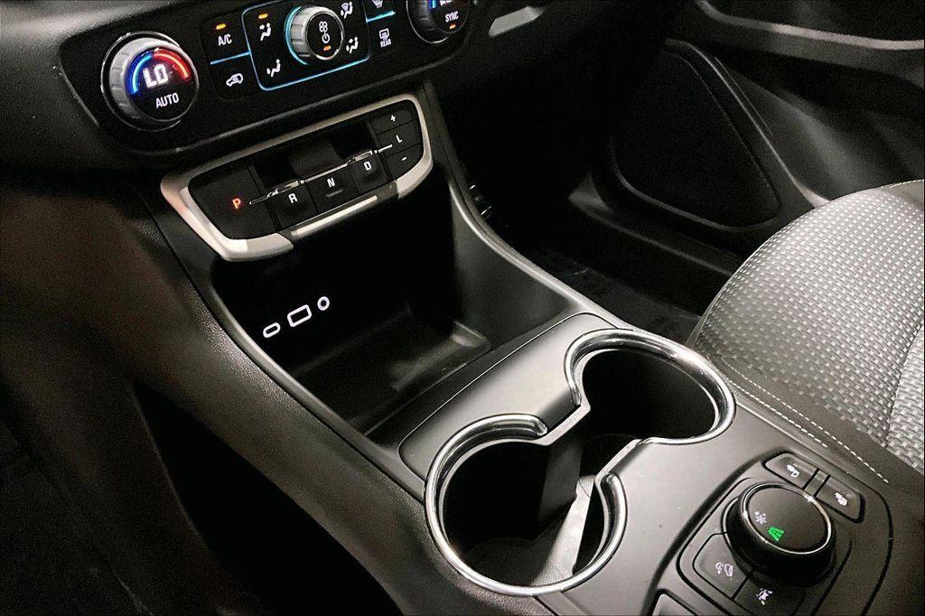 used 2023 GMC Terrain car, priced at $24,002