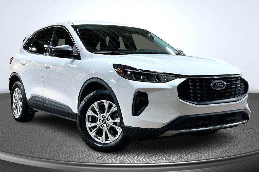 used 2023 Ford Escape car, priced at $20,875