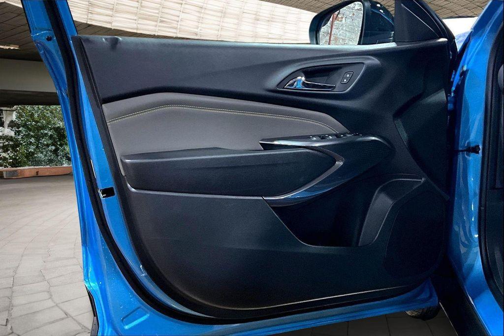 new 2026 Chevrolet Trax car, priced at $27,004