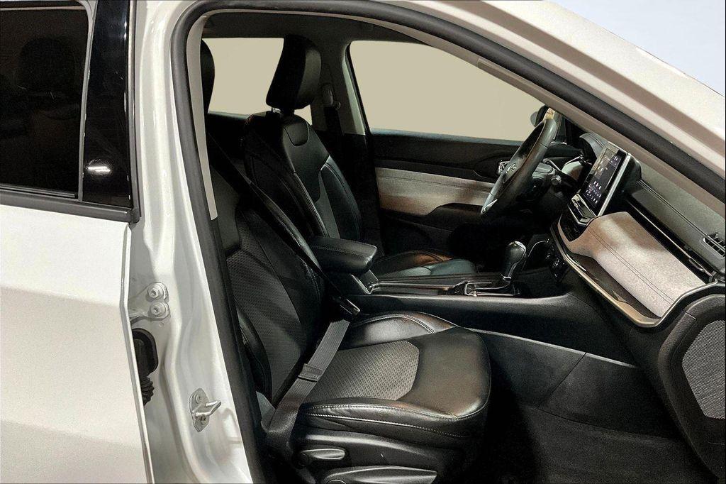 used 2022 Jeep Compass car, priced at $19,995