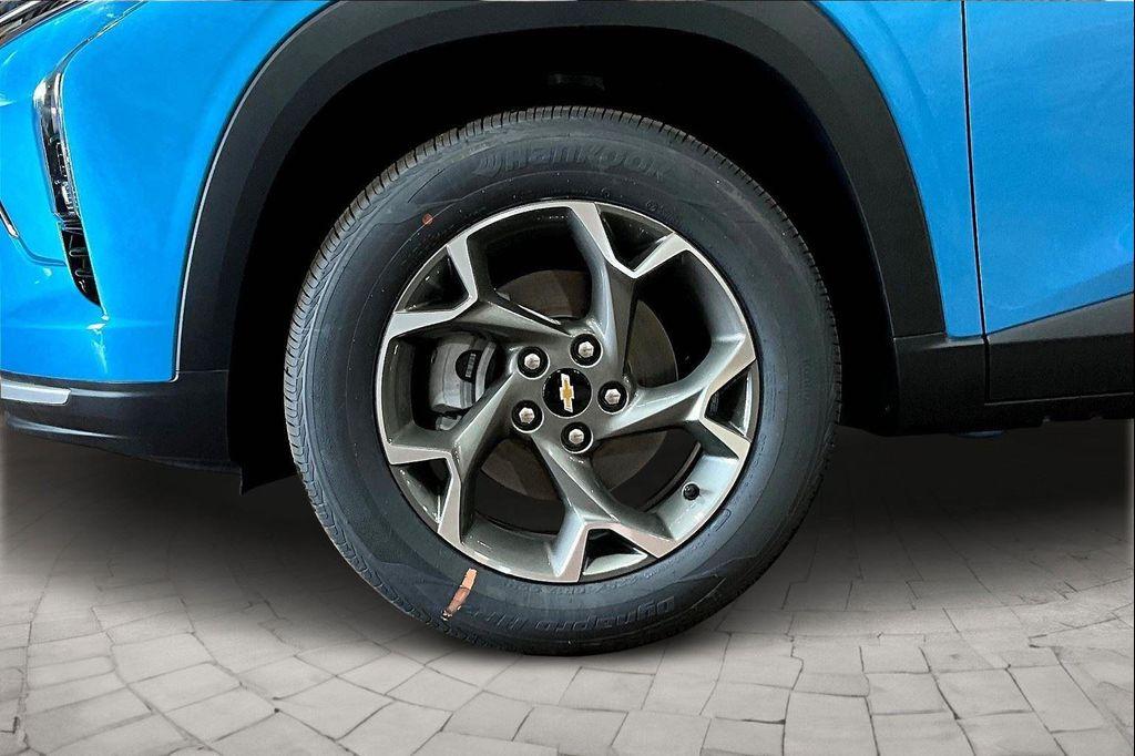 new 2026 Chevrolet Trax car, priced at $25,479