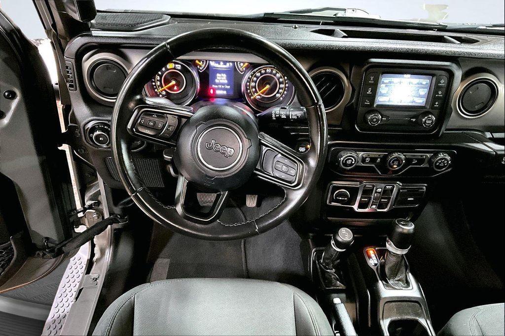 used 2019 Jeep Wrangler Unlimited car, priced at $21,325