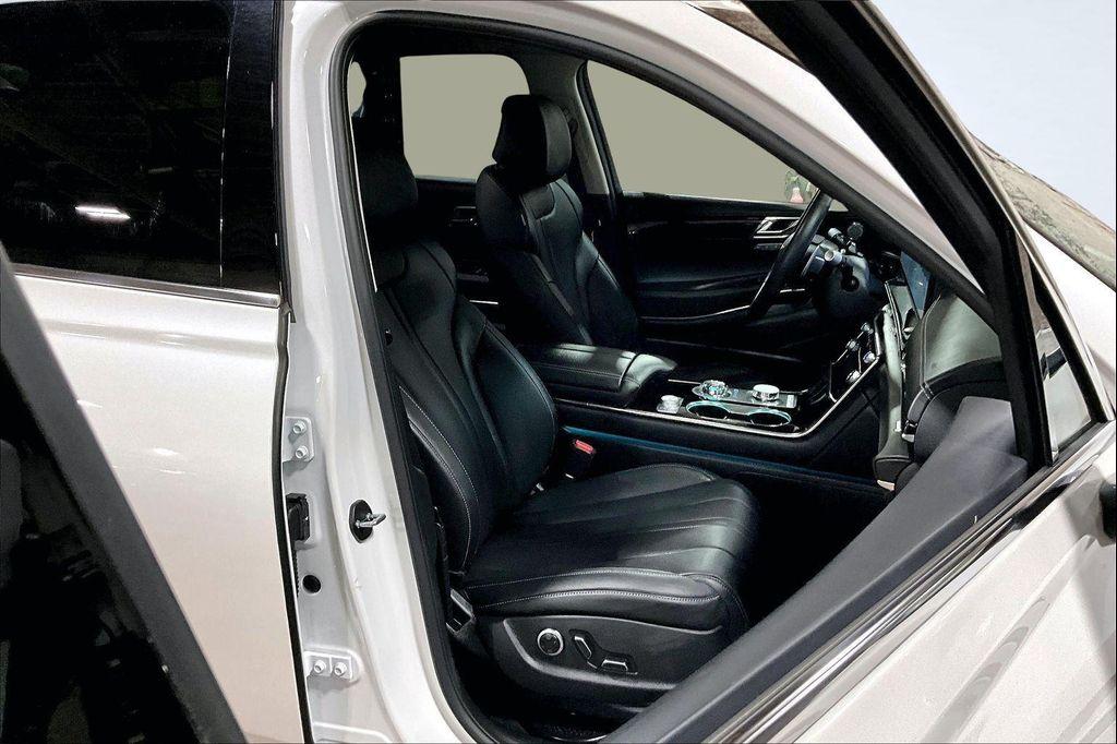 used 2025 Genesis GV80 car, priced at $42,991