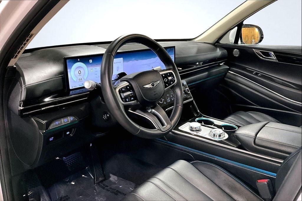 used 2025 Genesis GV80 car, priced at $42,991