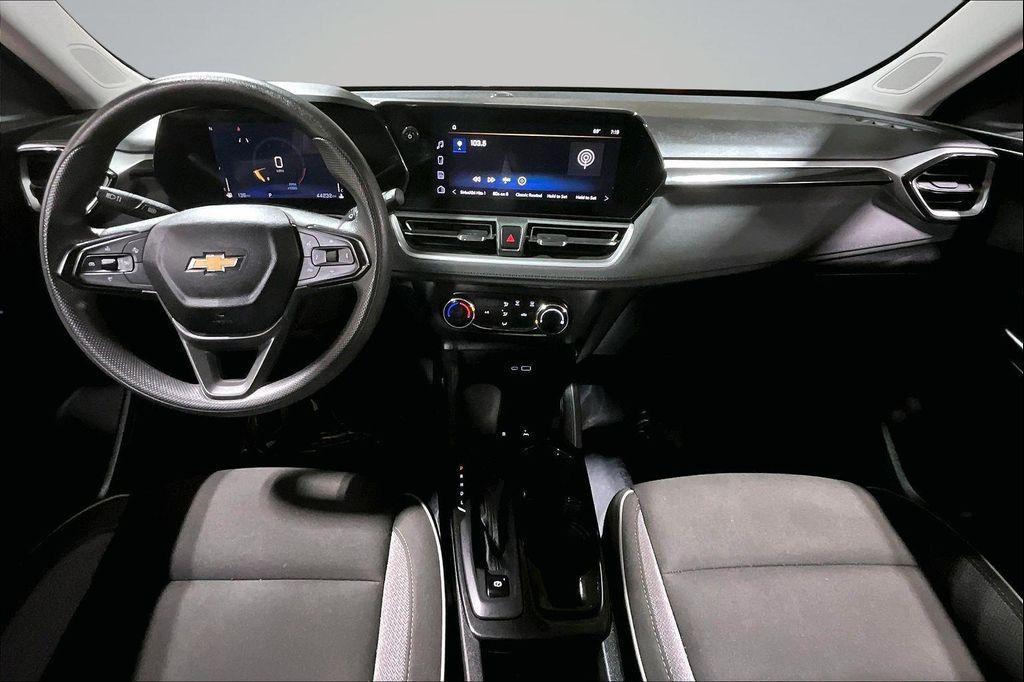 used 2024 Chevrolet TrailBlazer car, priced at $21,848