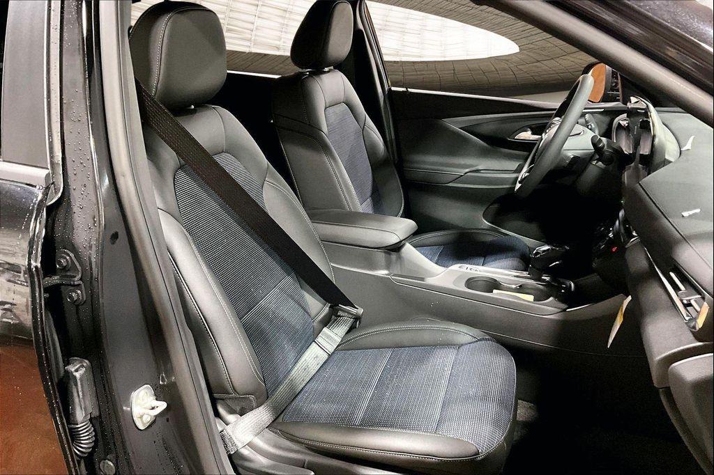 new 2026 Buick Envista car, priced at $24,594