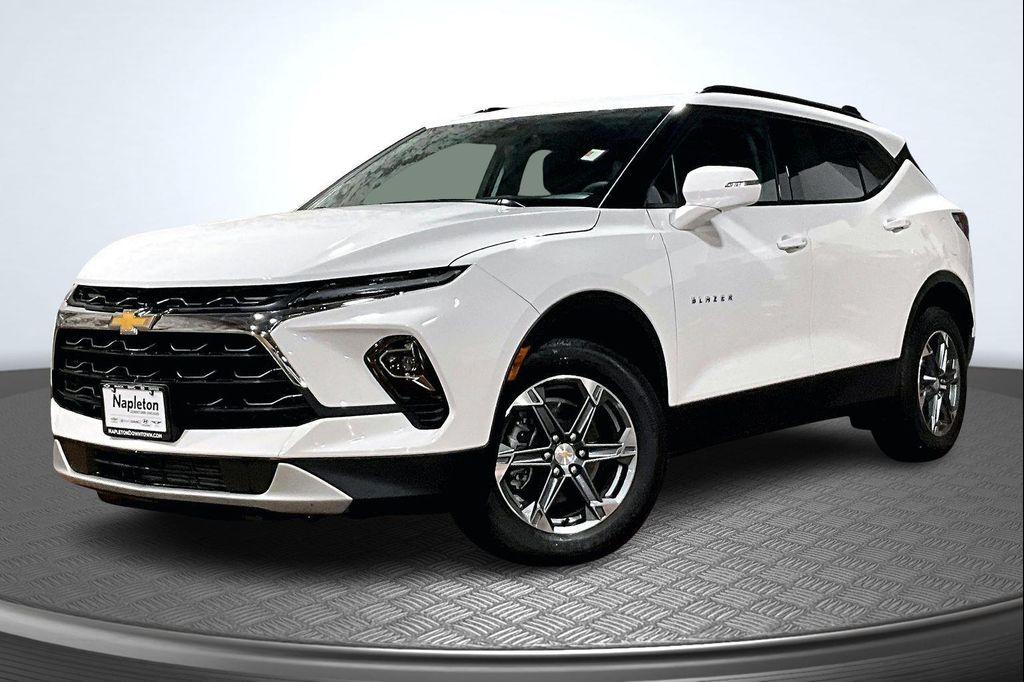 used 2024 Chevrolet Blazer car, priced at $29,391