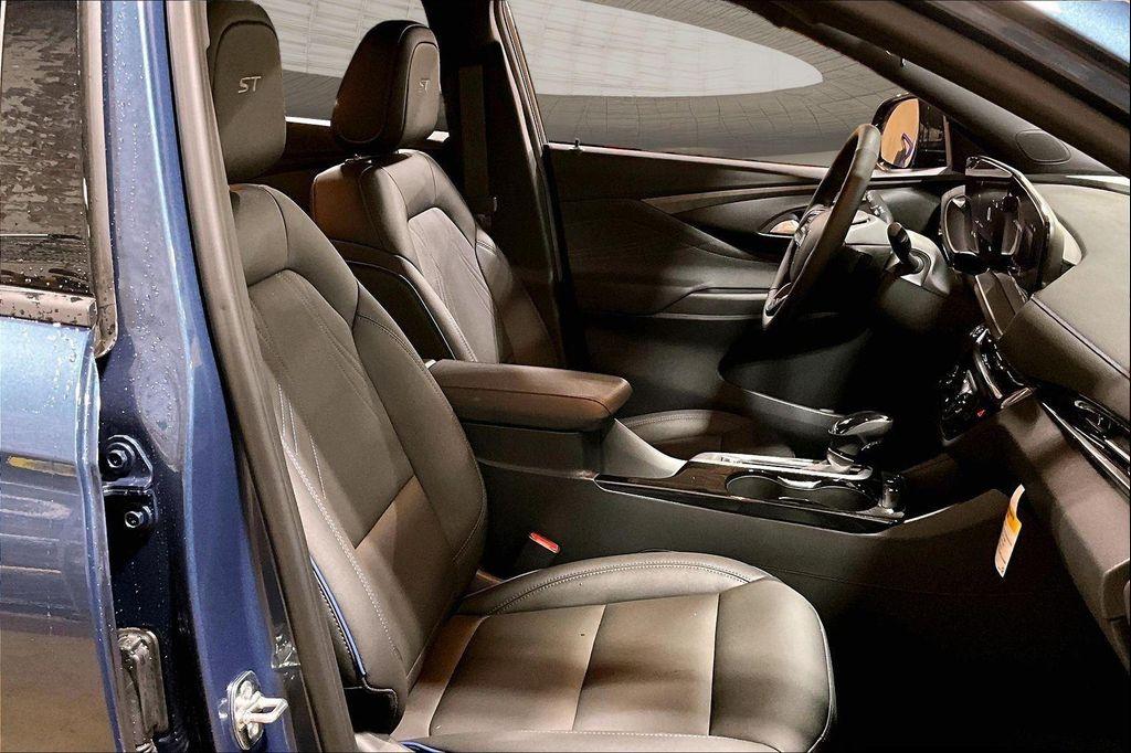 new 2026 Buick Envista car, priced at $28,872