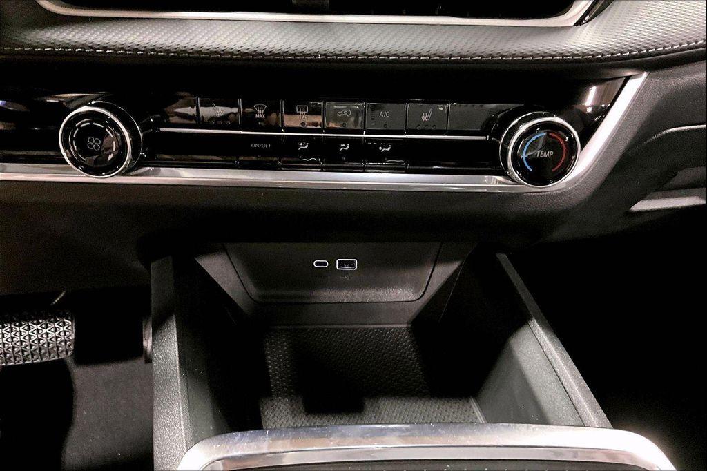 new 2026 Chevrolet Equinox car, priced at $28,970