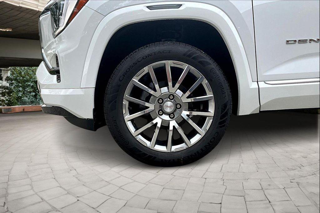 new 2026 GMC Terrain car, priced at $40,706