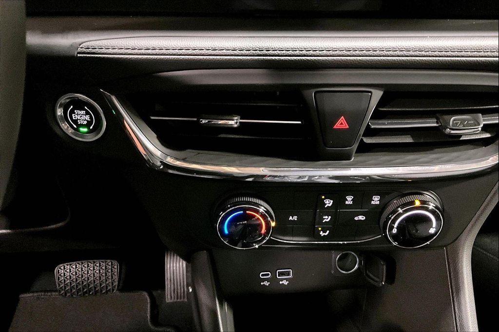 new 2026 Buick Encore GX car, priced at $25,556