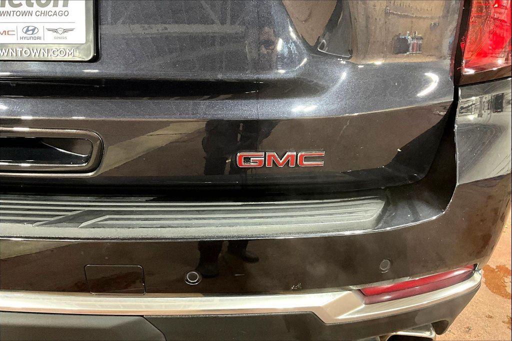 used 2025 GMC Yukon car, priced at $73,790