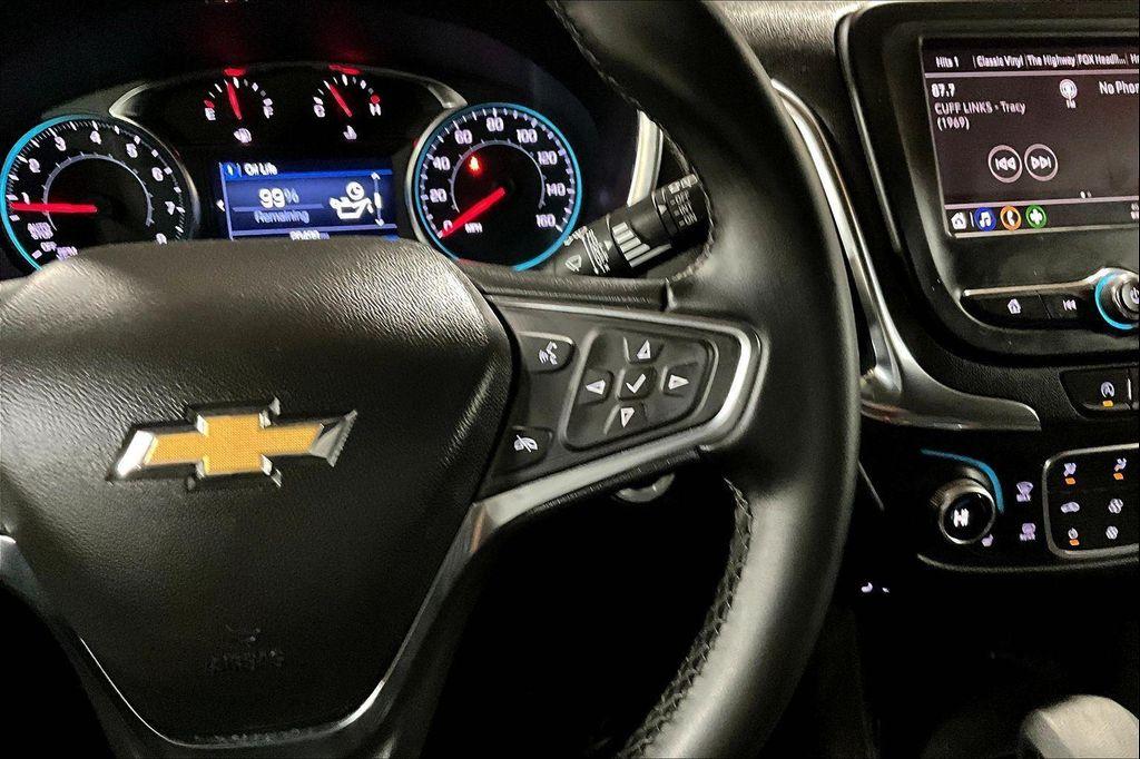 used 2024 Chevrolet Equinox car, priced at $21,797