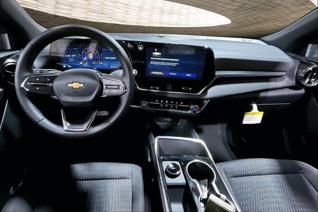 new 2026 Chevrolet Equinox car, priced at $29,829