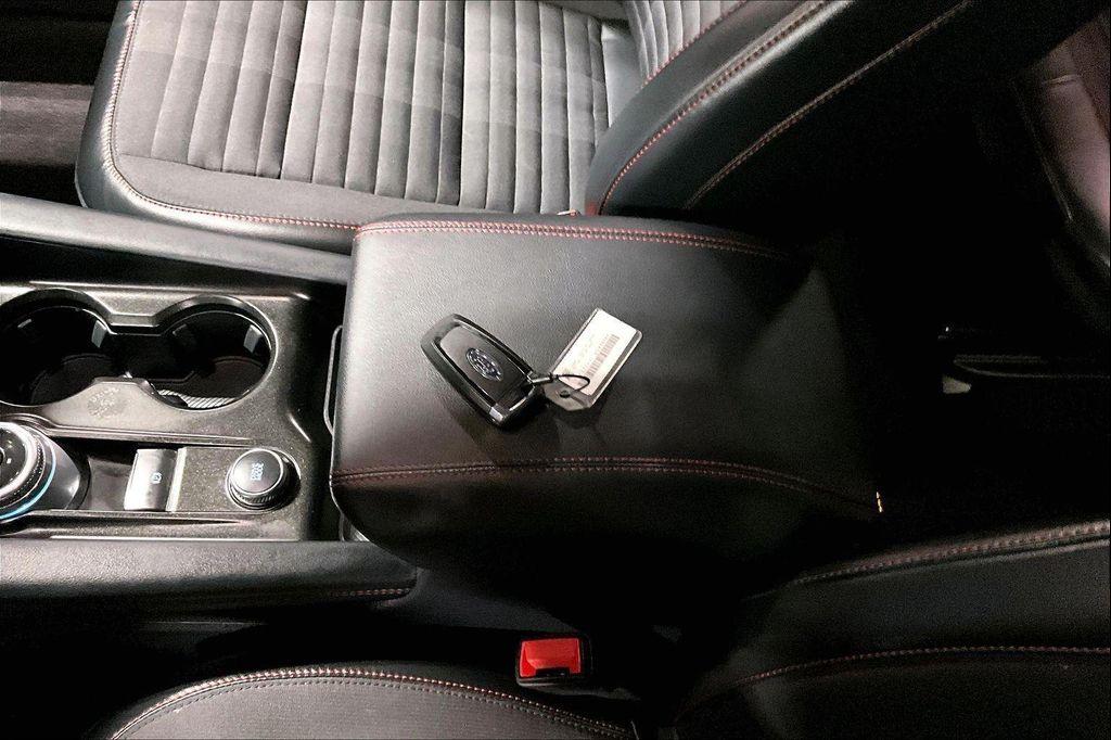 used 2025 Ford Explorer car, priced at $38,800