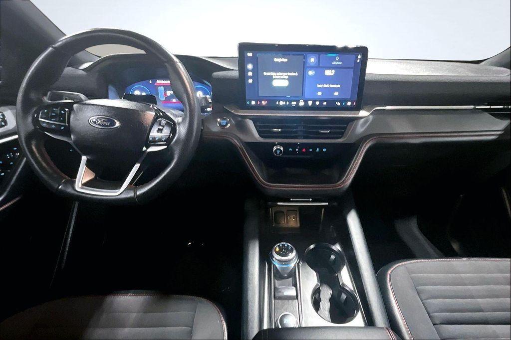 used 2025 Ford Explorer car, priced at $38,800