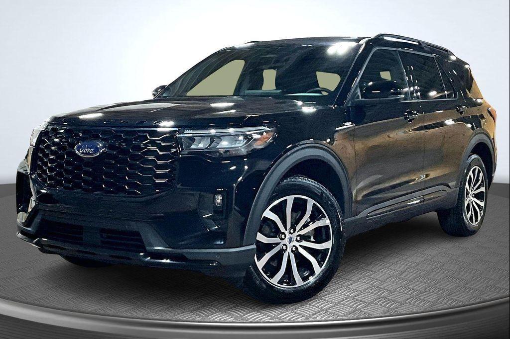 used 2025 Ford Explorer car, priced at $38,800