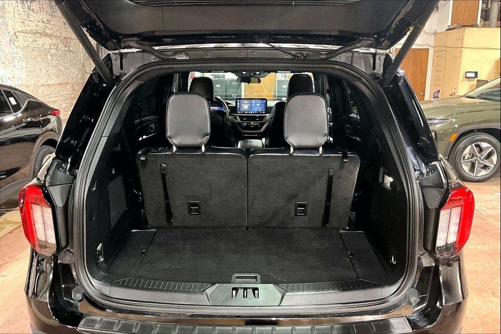 used 2025 Ford Explorer car, priced at $38,800