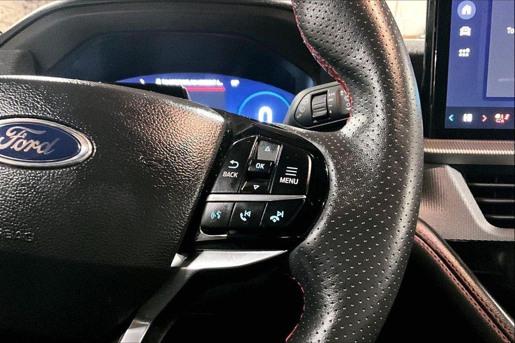 used 2025 Ford Explorer car, priced at $38,800