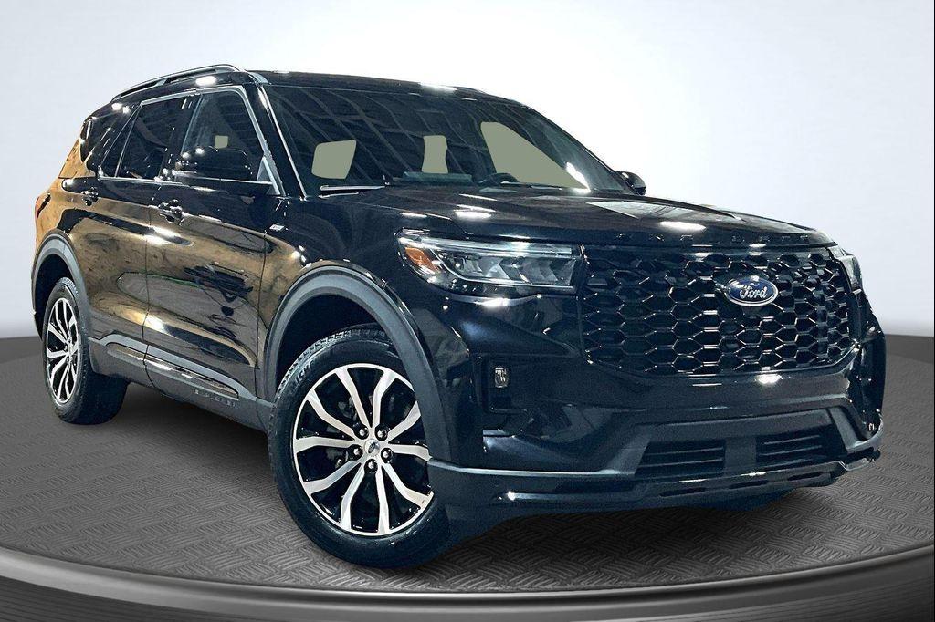 used 2025 Ford Explorer car, priced at $38,800