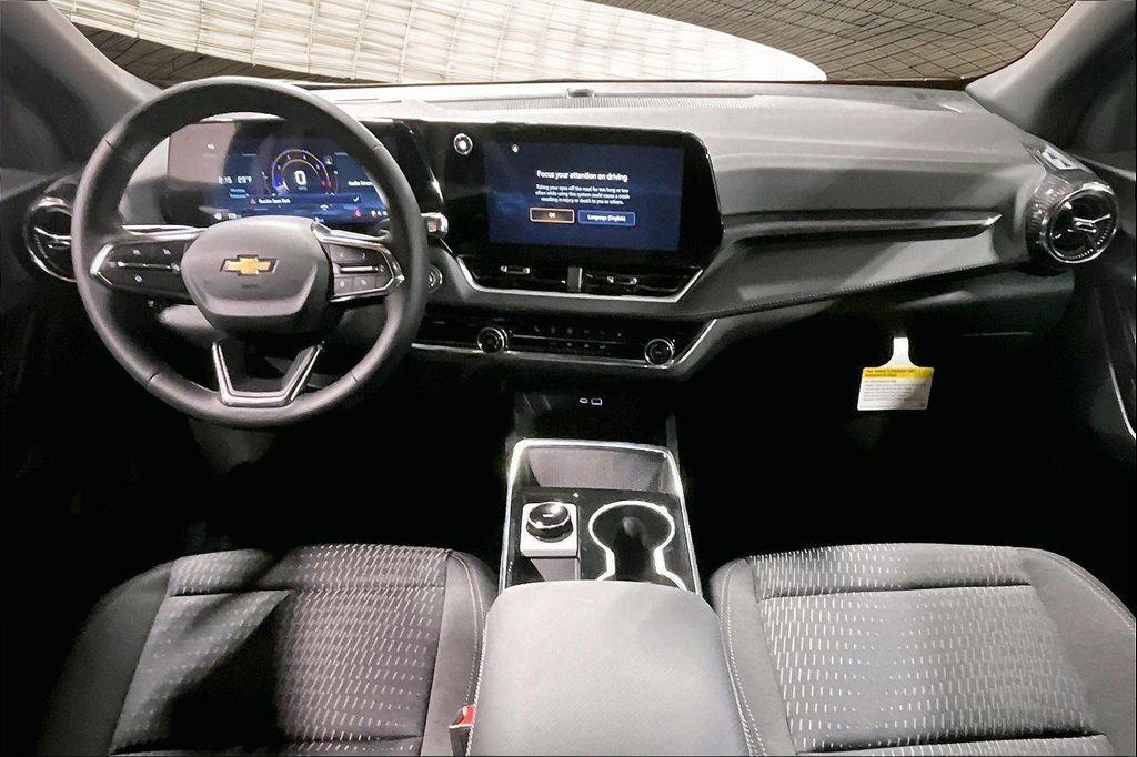 new 2026 Chevrolet Equinox car, priced at $29,830