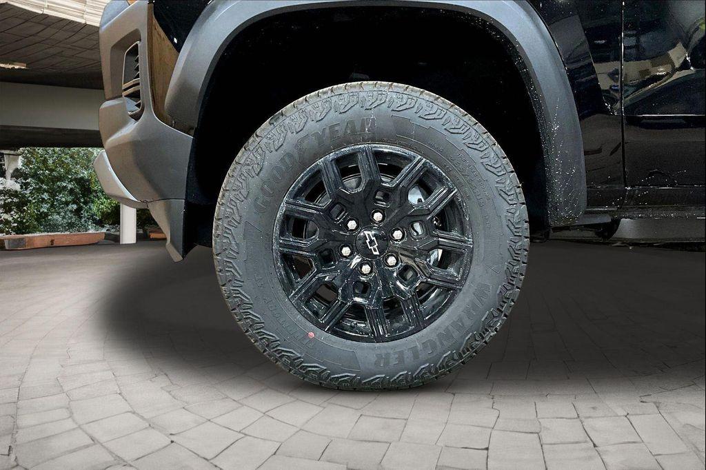 new 2026 Chevrolet Colorado car, priced at $43,768