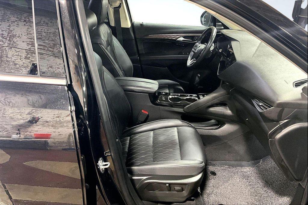 used 2023 Buick Envision car, priced at $30,891