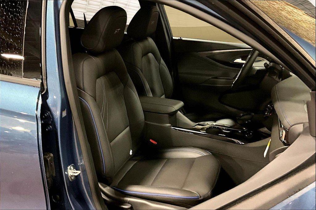 new 2026 Buick Envista car, priced at $28,481