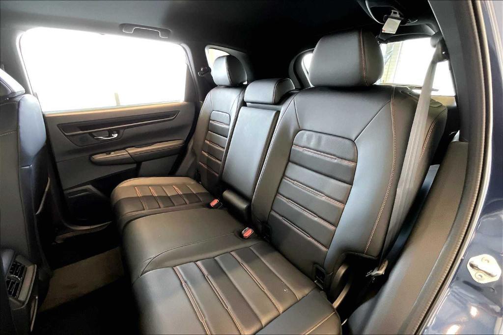 new 2026 Honda CR-V Hybrid car, priced at $41,675