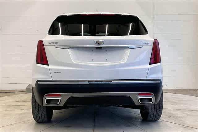 used 2021 Cadillac XT5 car, priced at $29,123