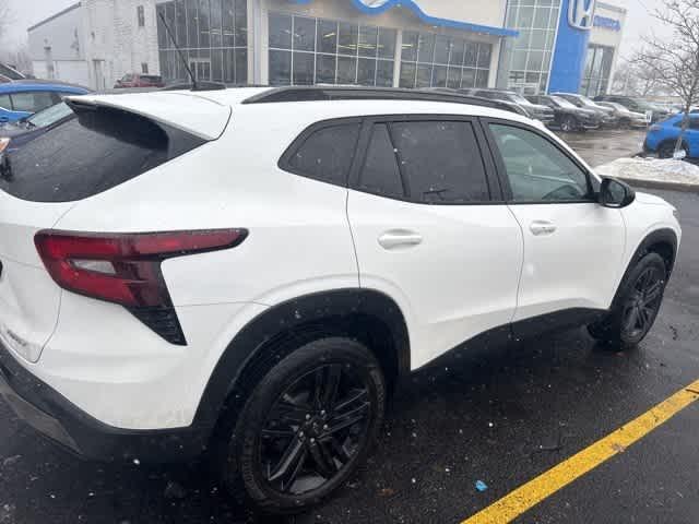 used 2025 Chevrolet Trax car, priced at $22,843