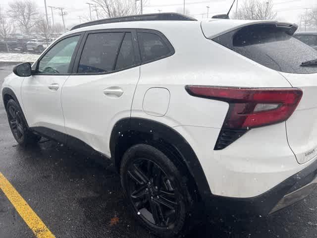 used 2025 Chevrolet Trax car, priced at $22,843