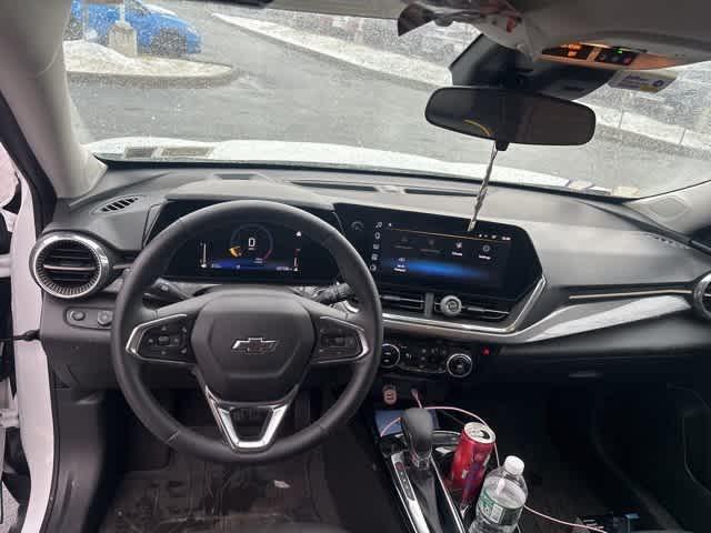 used 2025 Chevrolet Trax car, priced at $22,843