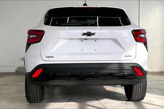 used 2024 Chevrolet Trax car, priced at $18,725