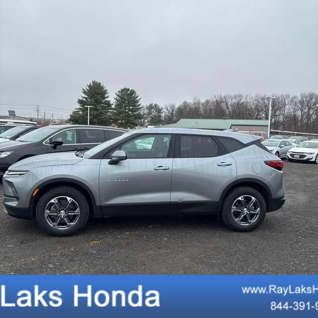used 2025 Chevrolet Blazer car, priced at $28,220