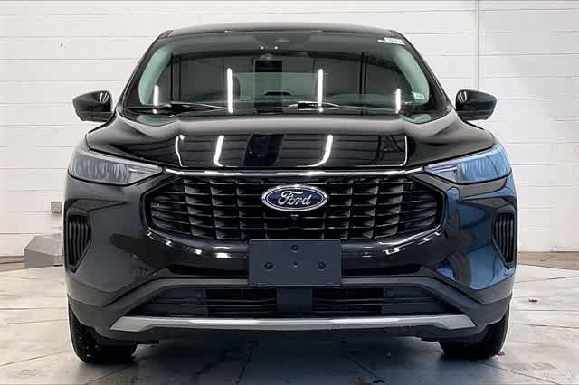 used 2023 Ford Escape car, priced at $20,281