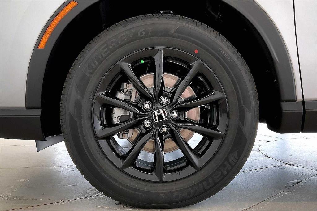 new 2026 Honda CR-V Hybrid car, priced at $41,675