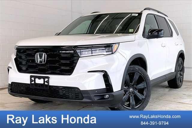 used 2025 Honda Pilot car, priced at $49,119