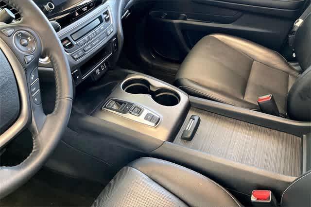 used 2023 Honda Ridgeline car, priced at $30,262