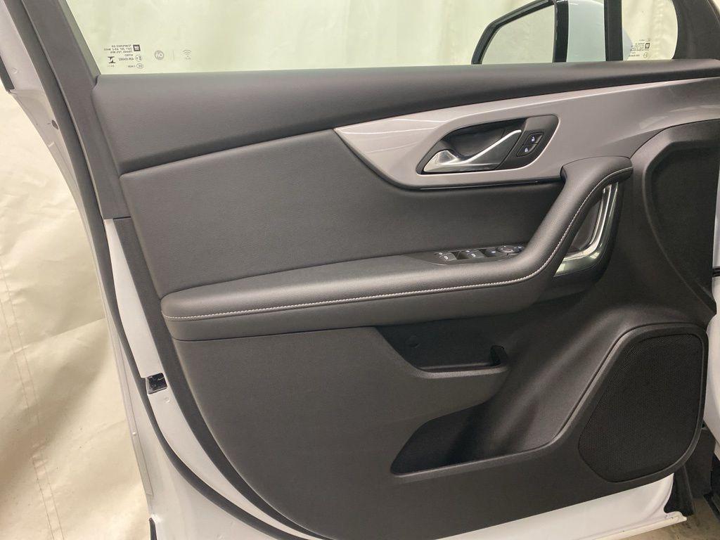 used 2025 Chevrolet Blazer car, priced at $30,750