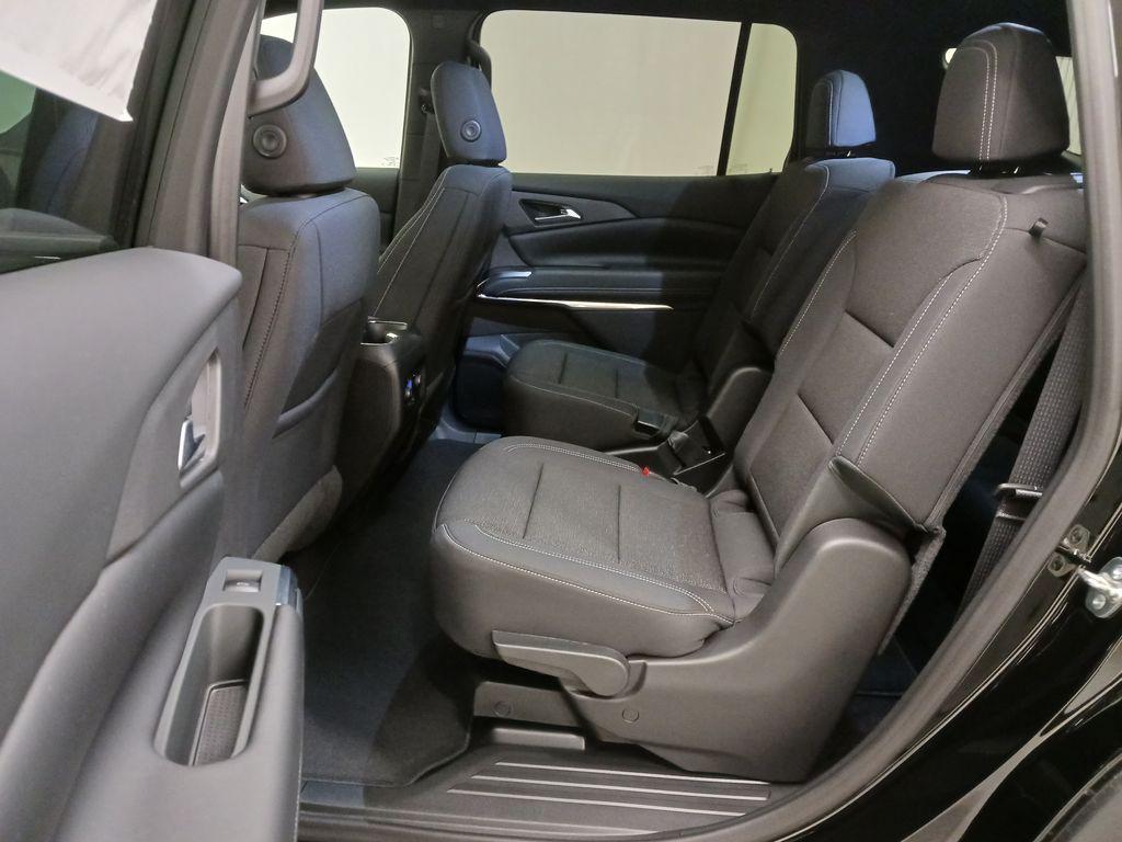 new 2026 Chevrolet Traverse car, priced at $47,080