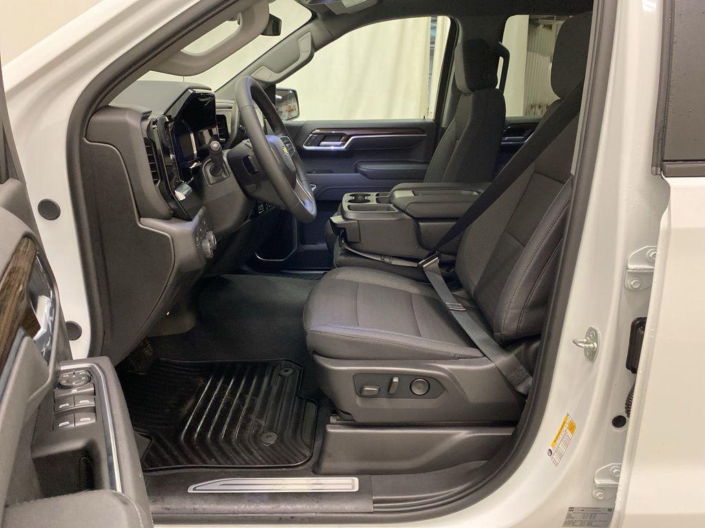 new 2026 Chevrolet Silverado 1500 car, priced at $52,295