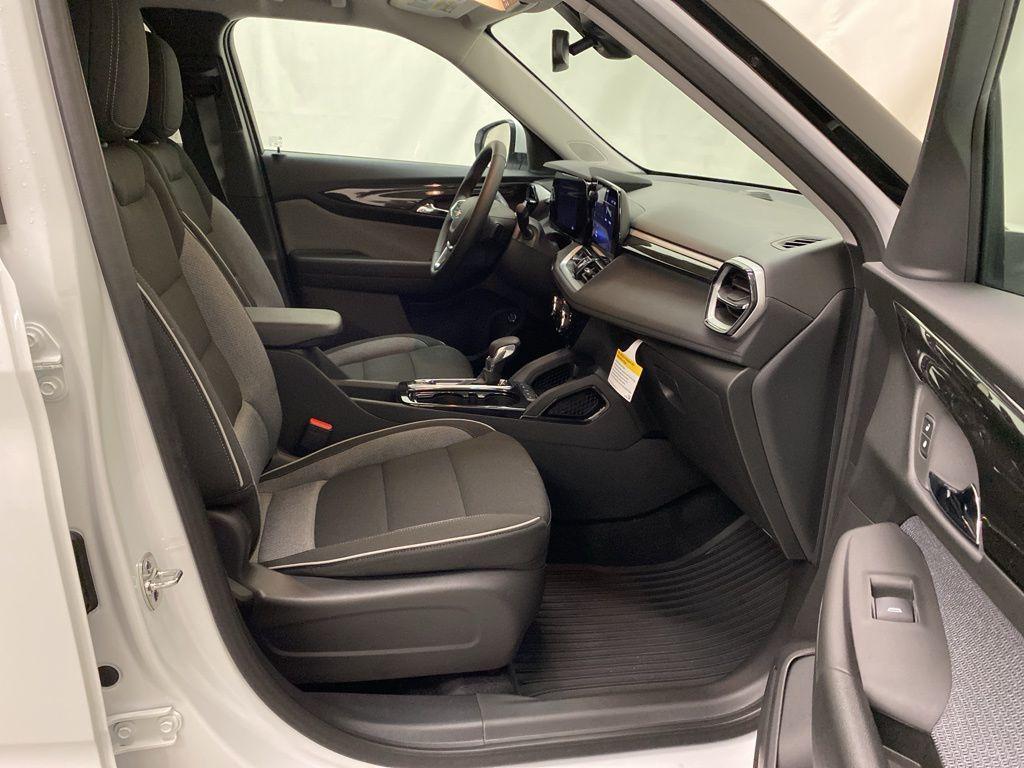 new 2026 Chevrolet TrailBlazer car, priced at $31,515