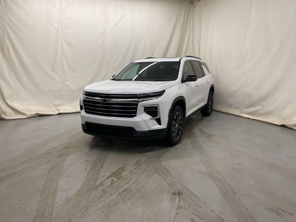 new 2026 Chevrolet Traverse car, priced at $50,365