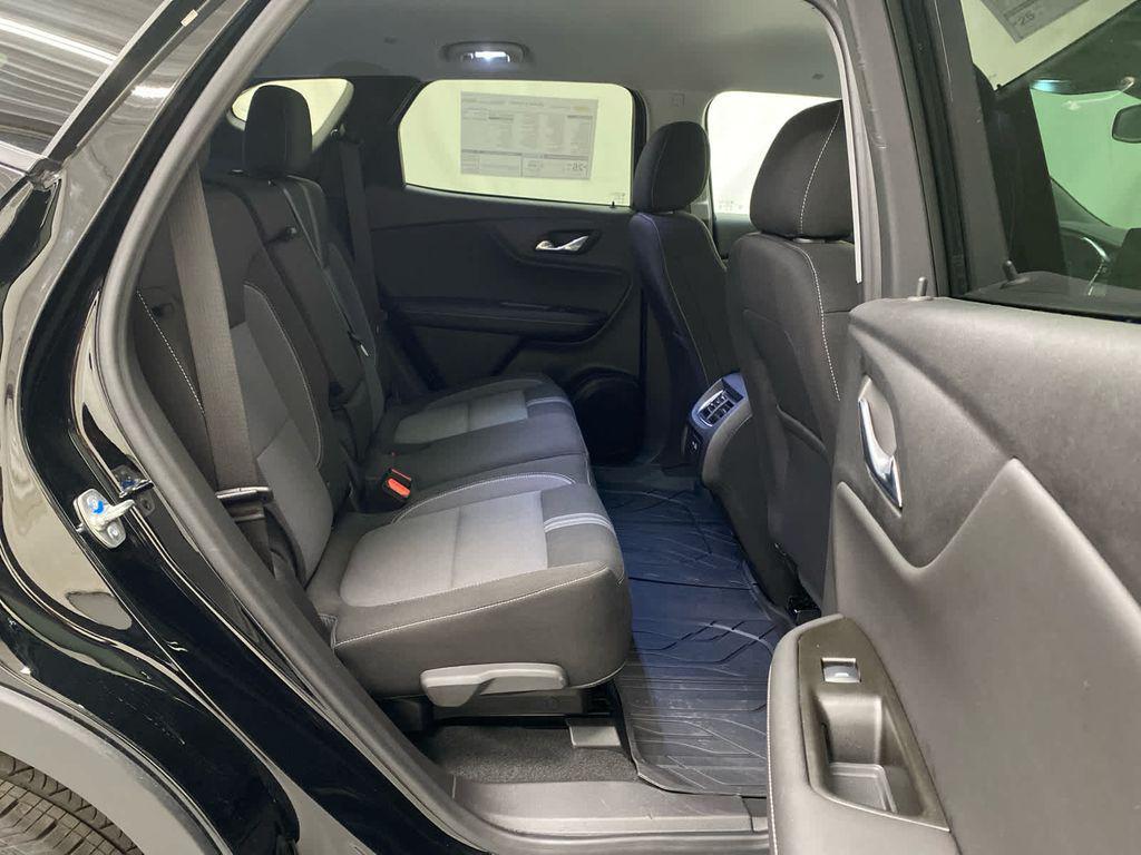 new 2025 Chevrolet Blazer car, priced at $38,395