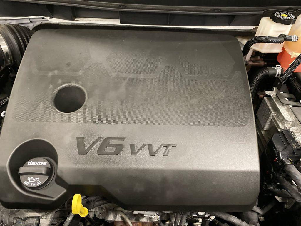 used 2023 Chevrolet Traverse car, priced at $27,950